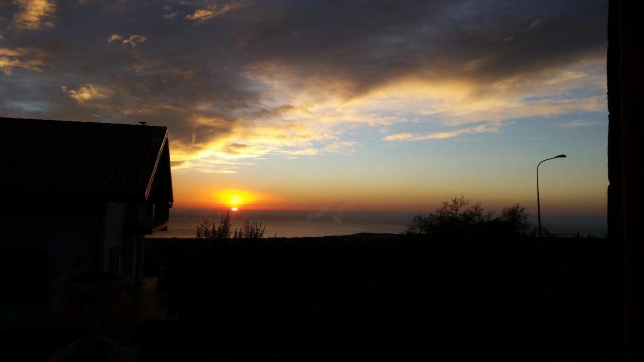I Colori Del Sole Vila Zafferana Etnea Exterior foto
